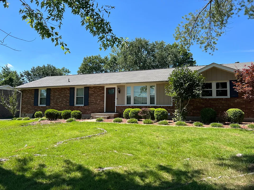 206 Raindrop Ln