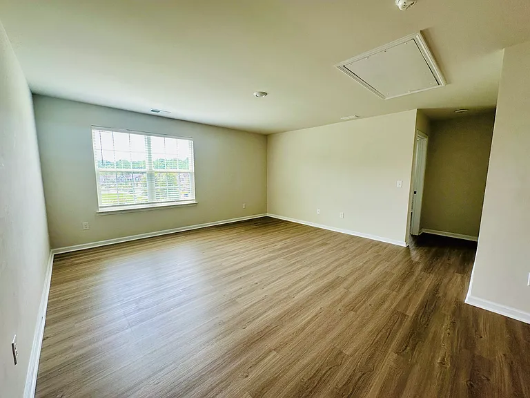 147 Haddonsfield Dr — Photo 22