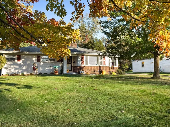 6357 Duncan Dr, Poland, OH 44514