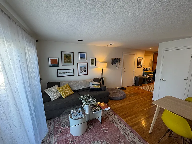 15 Euston Rd #16 — Photo 23