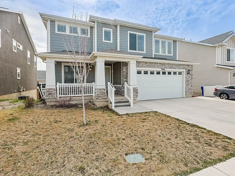 1583 W Quailhill Rd — Photo 3