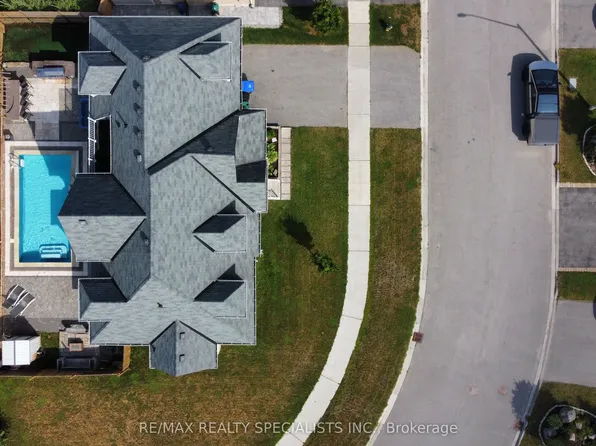 61 Riverwalk Pl, Midland, ON L4R 0B4