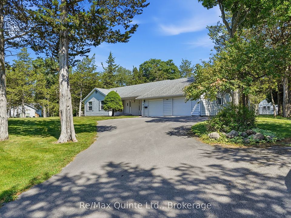 1st image of 1076 Massassauga Rd