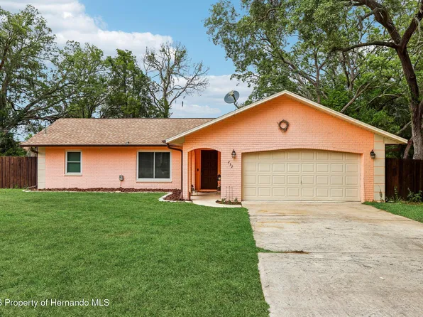 232 Cavalier Ave, Spring Hill, FL 34606