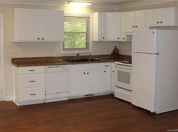 3rd image of 509 Wesley Dr