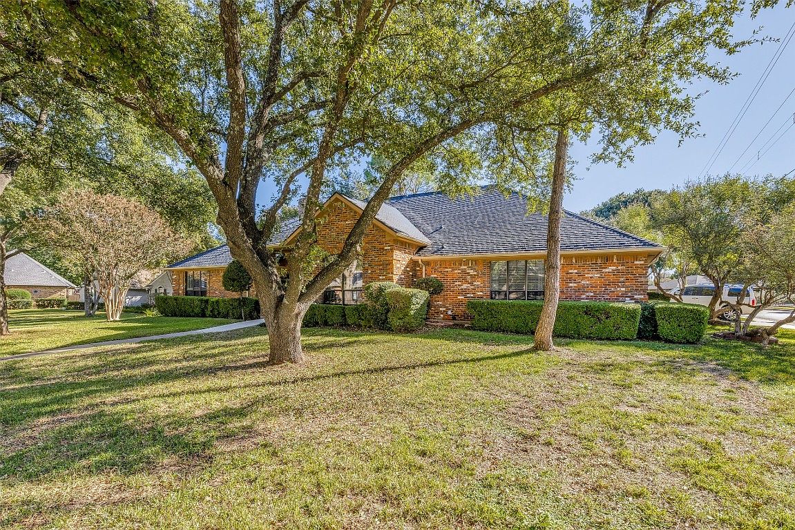 1400 Richards Cir, Desoto, TX 75115 | MLS #20466939 | Zillow