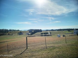 3750 Sinking Creek Rd, Greenback, TN 37742