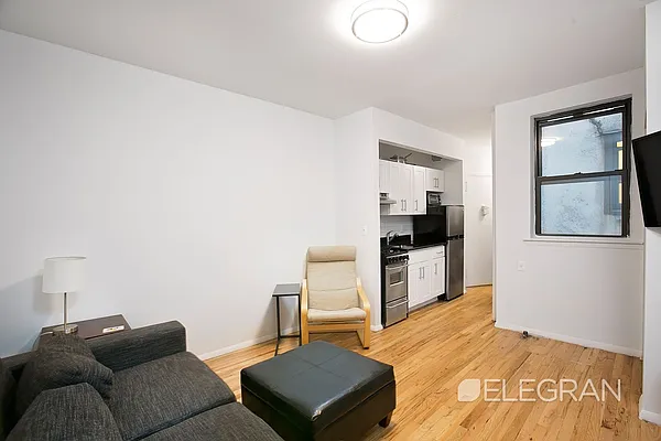 Rented by (Legacy) Elegran | media 12