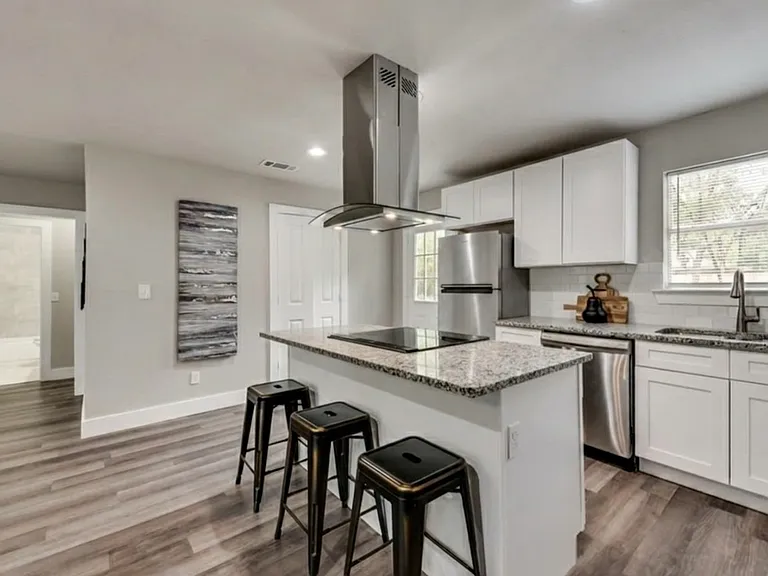 1215 Fannin St — Photo 5