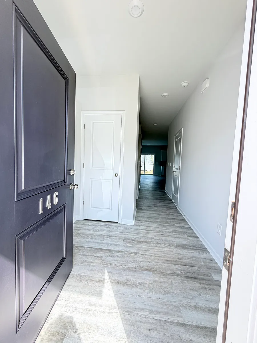 Building Photo - 146 Randwick Ln #146