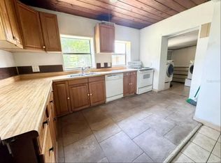 2233 E Magnolia St, Lakeland, FL 33801