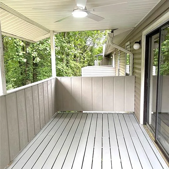 504 Wynnes Ridge Cir SE — Photo 9