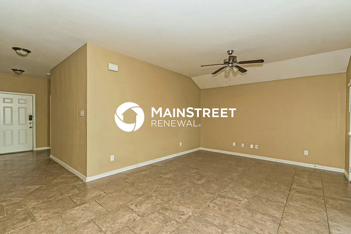 Living Room - 2405 Galemeadow Dr