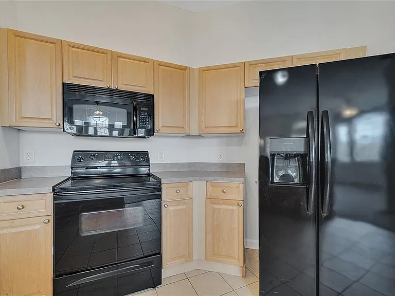 817 Terrace Ridge Cir #817 — Photo 7