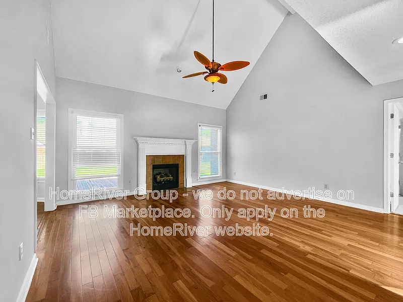 5 bed, 2.5 bath, 2860 sqft, $2,395 — Photo 3