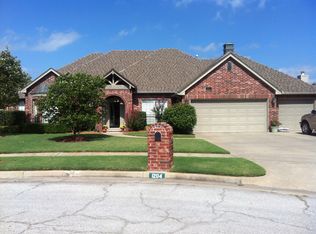 1204 E Wichita Ct, Broken Arrow, OK 74012