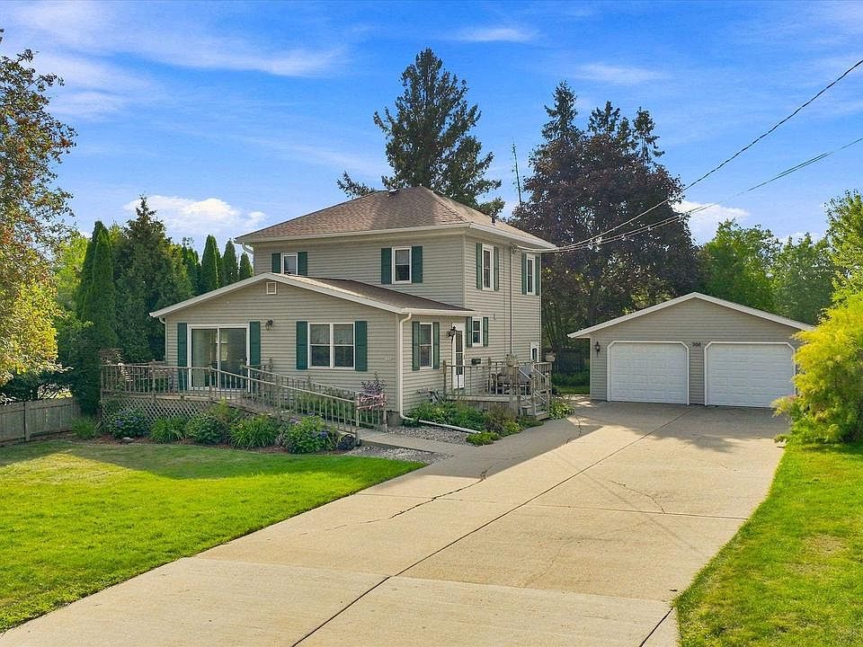 1st image of 208 N WOOD AVENUE