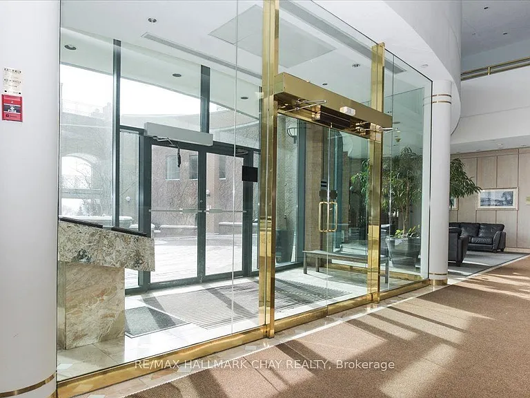 140 Dunlop St E #1202 — Photo 22
