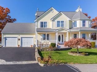 31 Bryan Dr, Taunton, MA 02780
