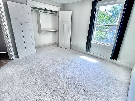 4th image of 1200 Riverside Dr