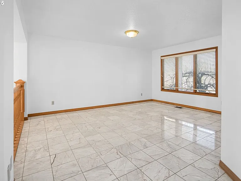 13187 NW Burton St — Photo 11