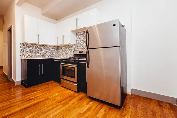 Rented by Nooklyn NYC LLC | media 1