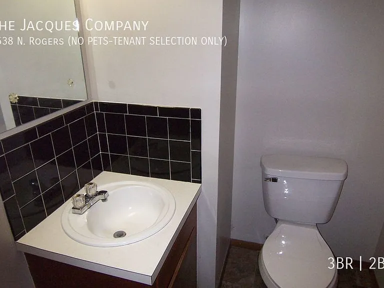 3538 N Rogers Ave — Photo 6