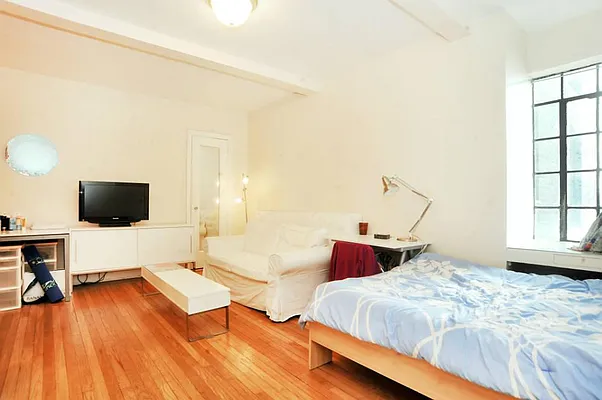 Rented by Town Residential | media 21