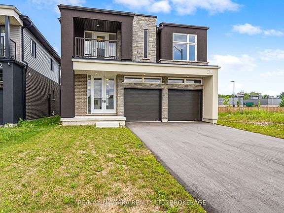 3rd image of 226 Wellandvale Dr
