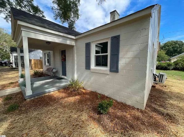 103 Locust St, Clinton, SC 29325