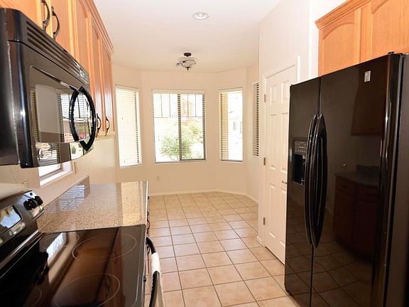 5th image of 12884 N Tarzana Dr
