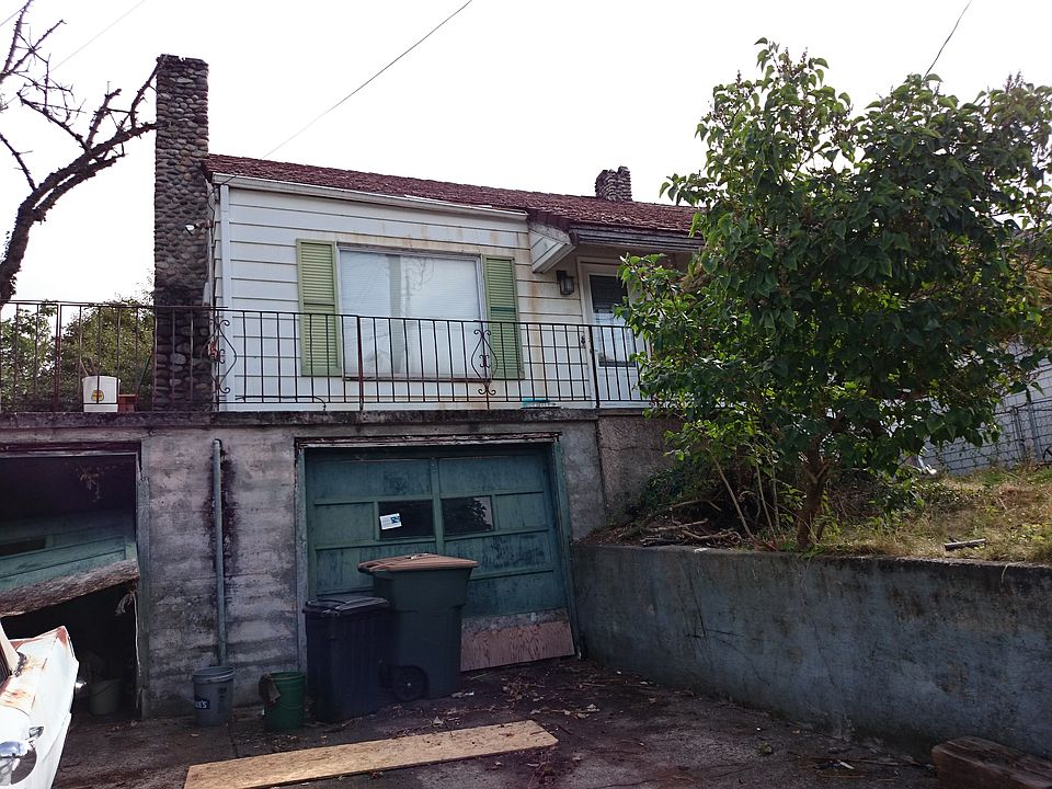 2nd image of 4630 43rd Ave S
