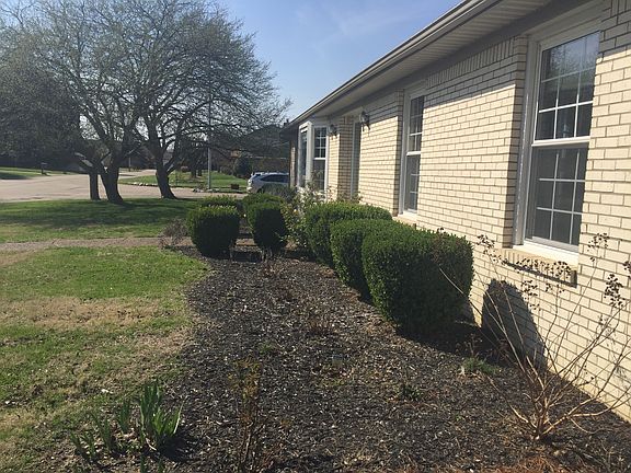 4th image of 8200 E Heritage Dr