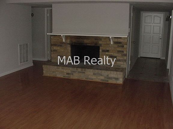 3rd image of 3321 Vista Oaks Dr