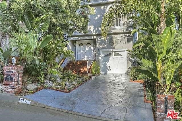 1st image of 8771 Lookout Mountain Ave