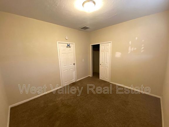 5th image of 122 Buena Vista Pl