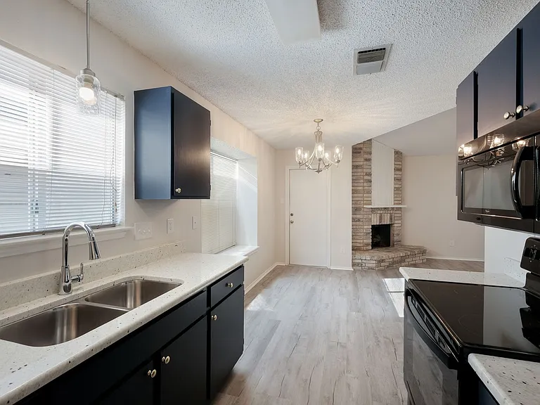 629 Fern Meadow Dr — Photo 17