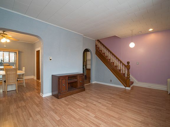 3rd image of 56 Quincy Ave