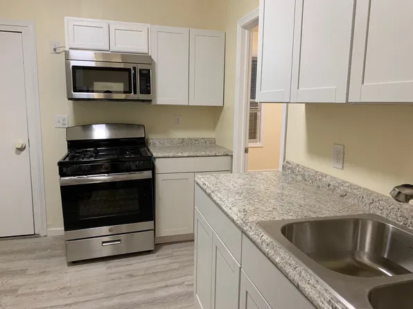 227 Hillside Ave #2, Waterbury, CT 06710