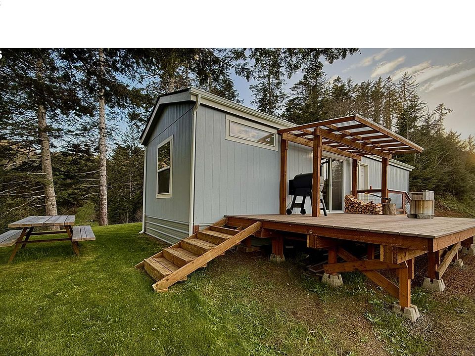 1st image of 94255 Seaview Ln