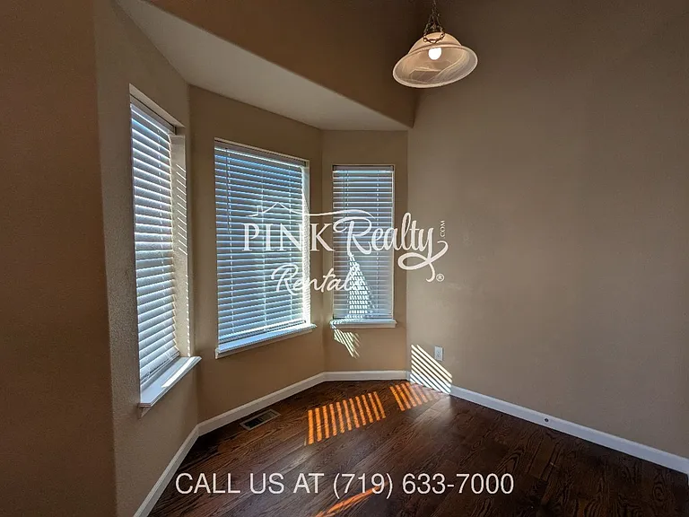 8377 Freestar Way — Photo 38