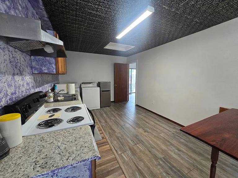 56 Sunset Ln #B — Photo 5