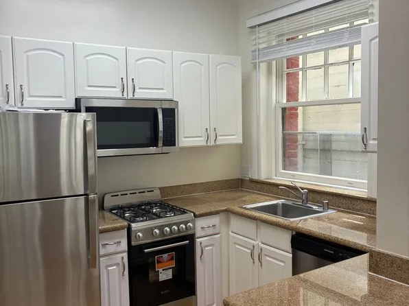 900 Powell St APT 4, San Francisco, CA 94108