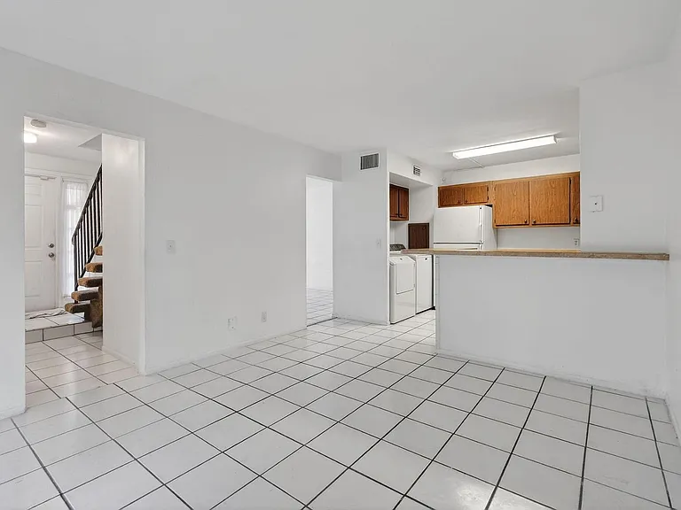 3502 Gardens East Dr #B — Photo 13