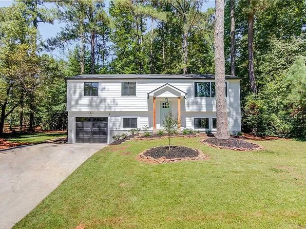 3411 Valley View Dr