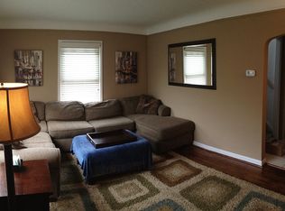 1367 Sunset Rd, Mayfield Heights, OH 44124