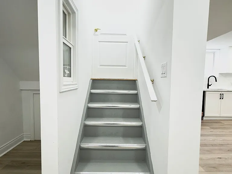 4 Campview St — Photo 9