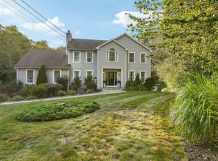 34 Greenbriar Rd, Oxford, CT 06478