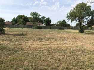 321 Driftwood Ln, Wichita Falls, TX 76308