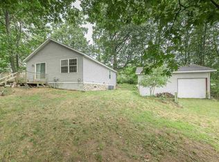 1007 Riviera Ln, Weidman, MI 48893
